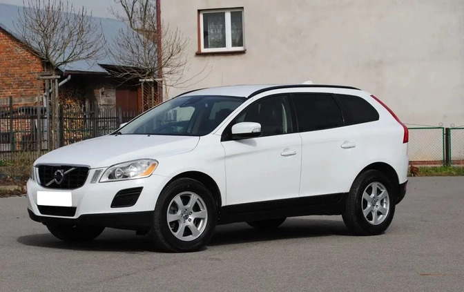 Volvo XC 60 cena 46900 przebieg: 301000, rok produkcji 2010 z Czyżew małe 379